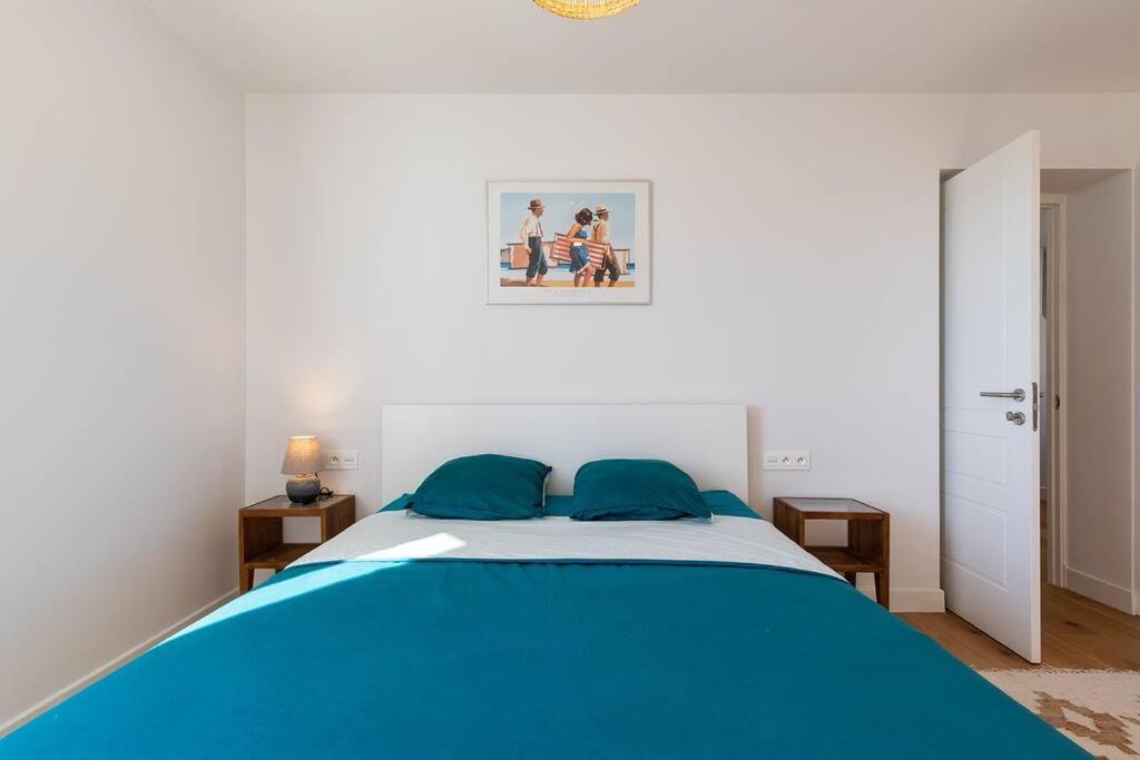 Beautiful Beach House In Front Of The Ocean Biarritz Bagian luar foto