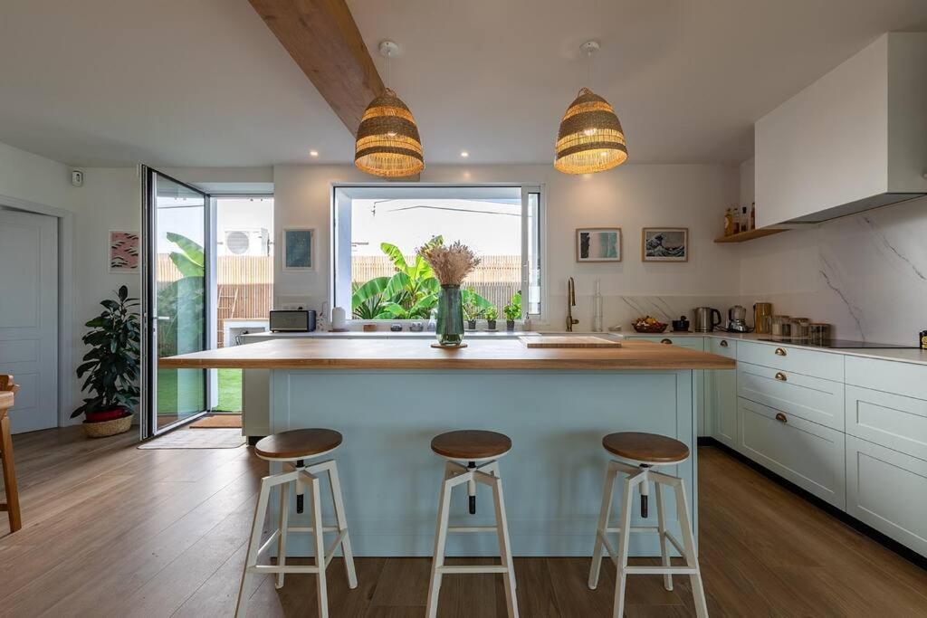 Beautiful Beach House In Front Of The Ocean Biarritz Bagian luar foto