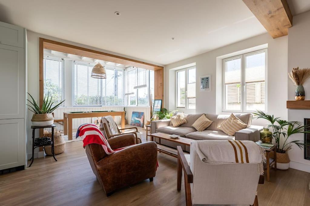 Beautiful Beach House In Front Of The Ocean Biarritz Bagian luar foto