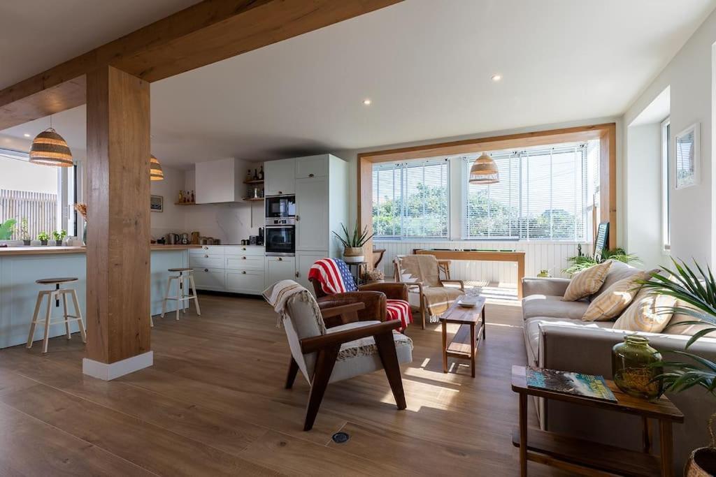 Beautiful Beach House In Front Of The Ocean Biarritz Bagian luar foto