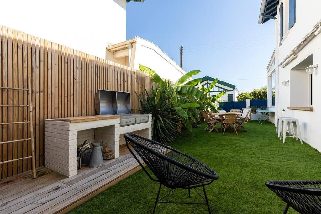 Beautiful Beach House In Front Of The Ocean Biarritz Bagian luar foto